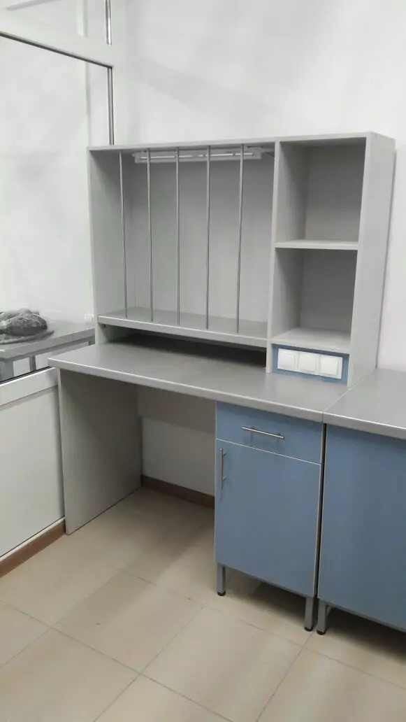 Лабораторный стеллаж наставной титровальный НСТ-03